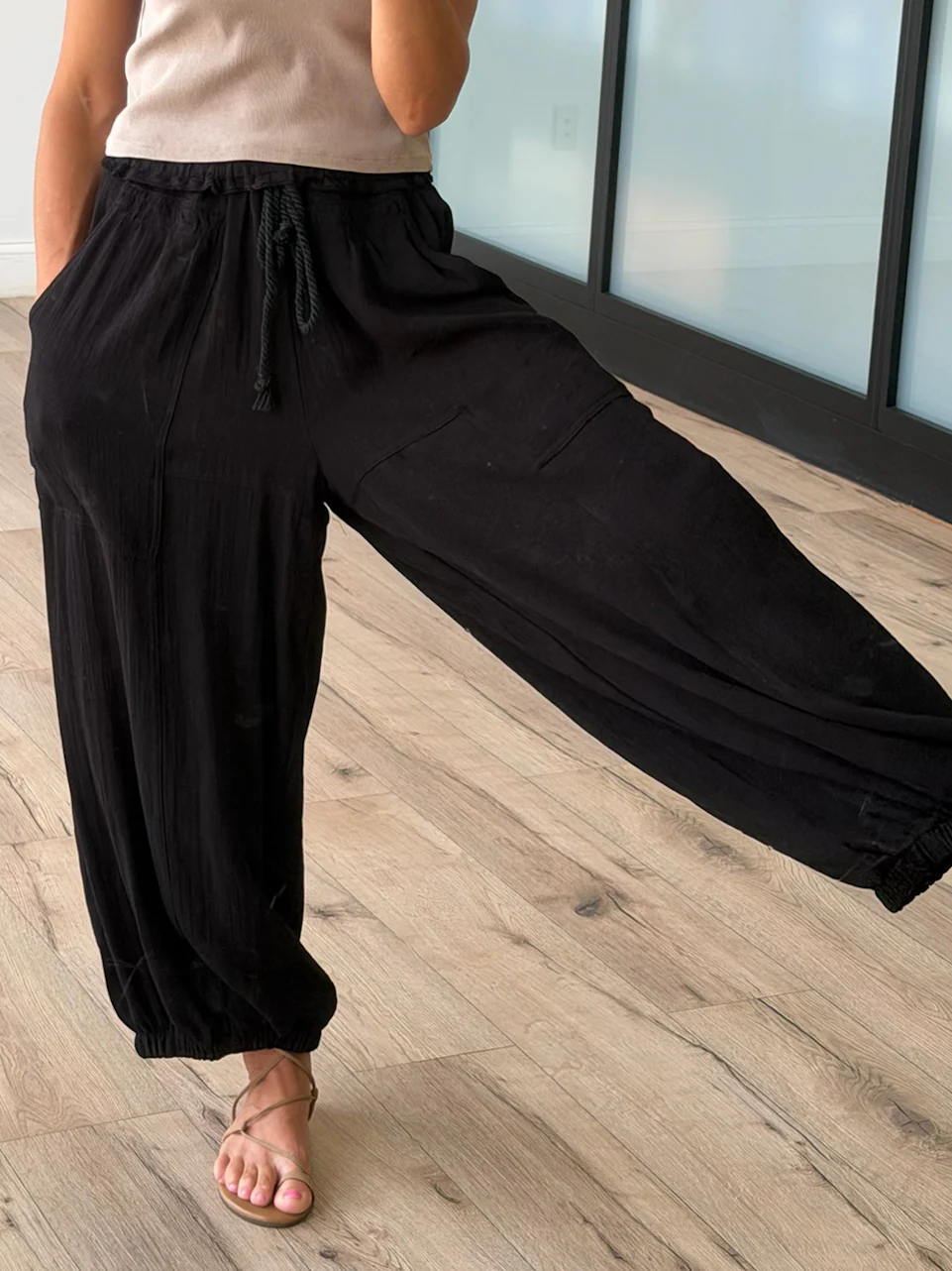 Austyn Baggy Balloon Pants | Black - Image 3
