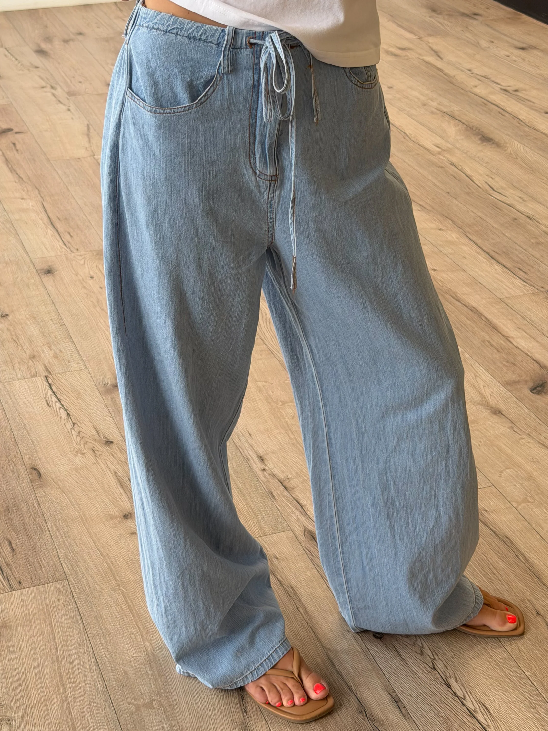 Case Wide-Leg Drawstring Pants - Image 4