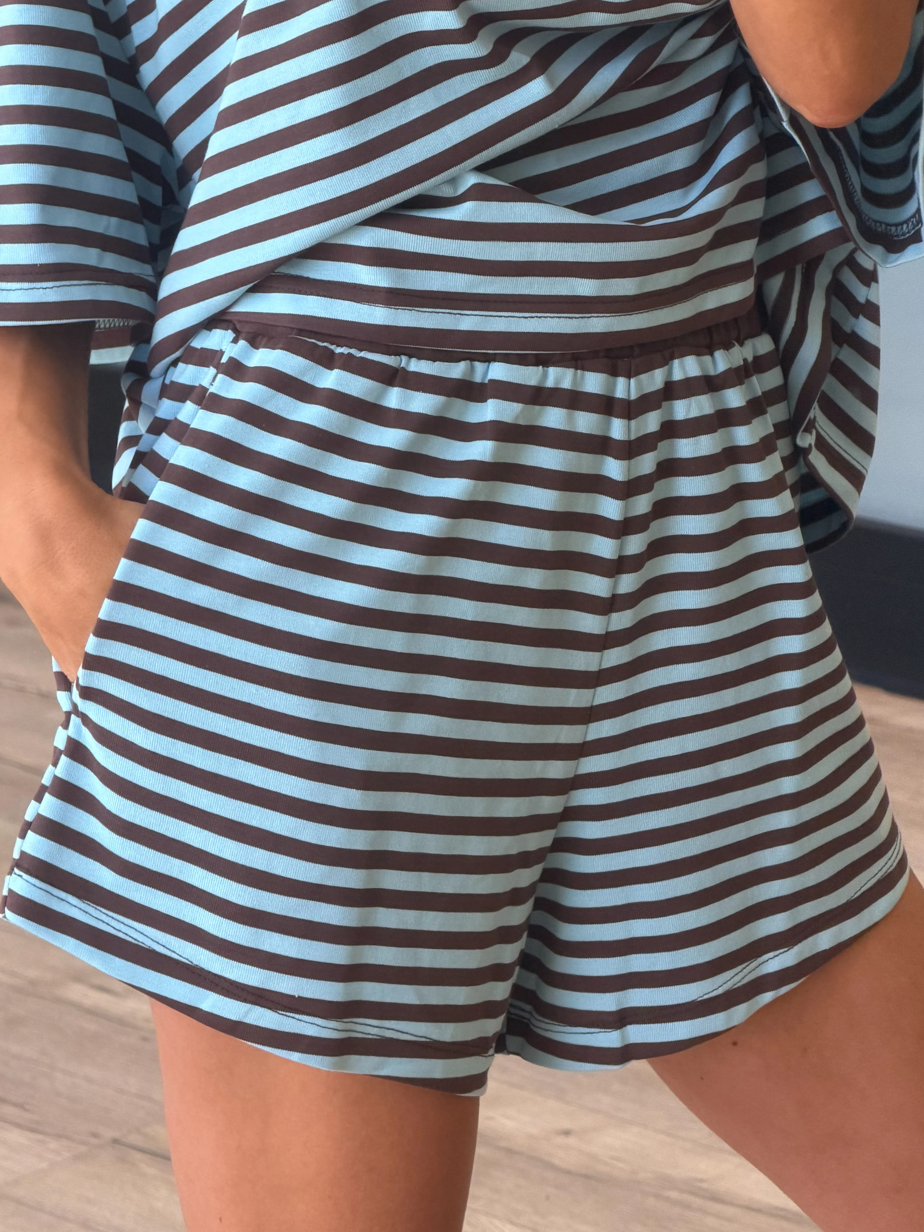 In The Air Lounge Shorts | Cocoa Sky - Image 2