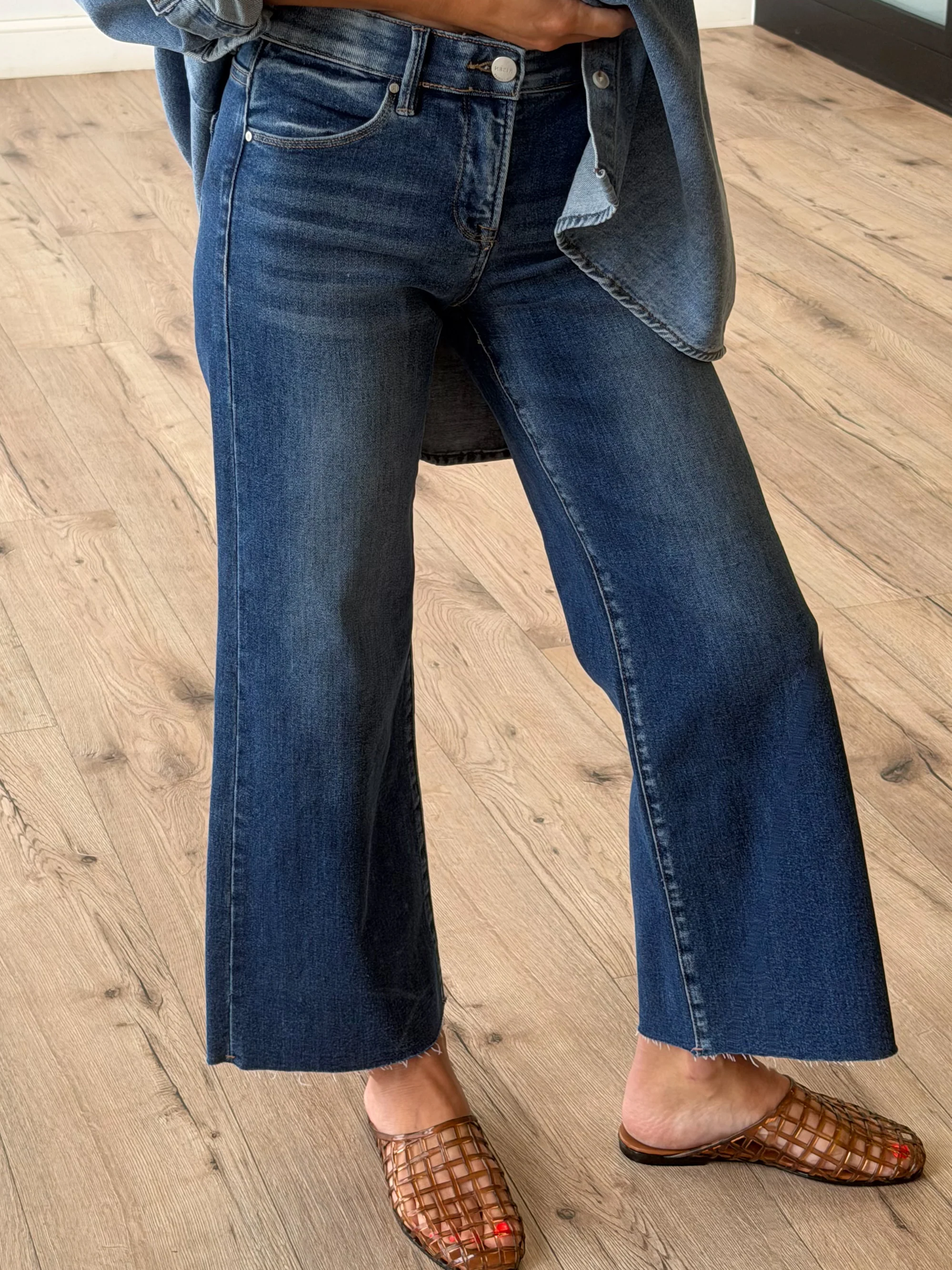 Kian Cropped Jeans | Dark Wash