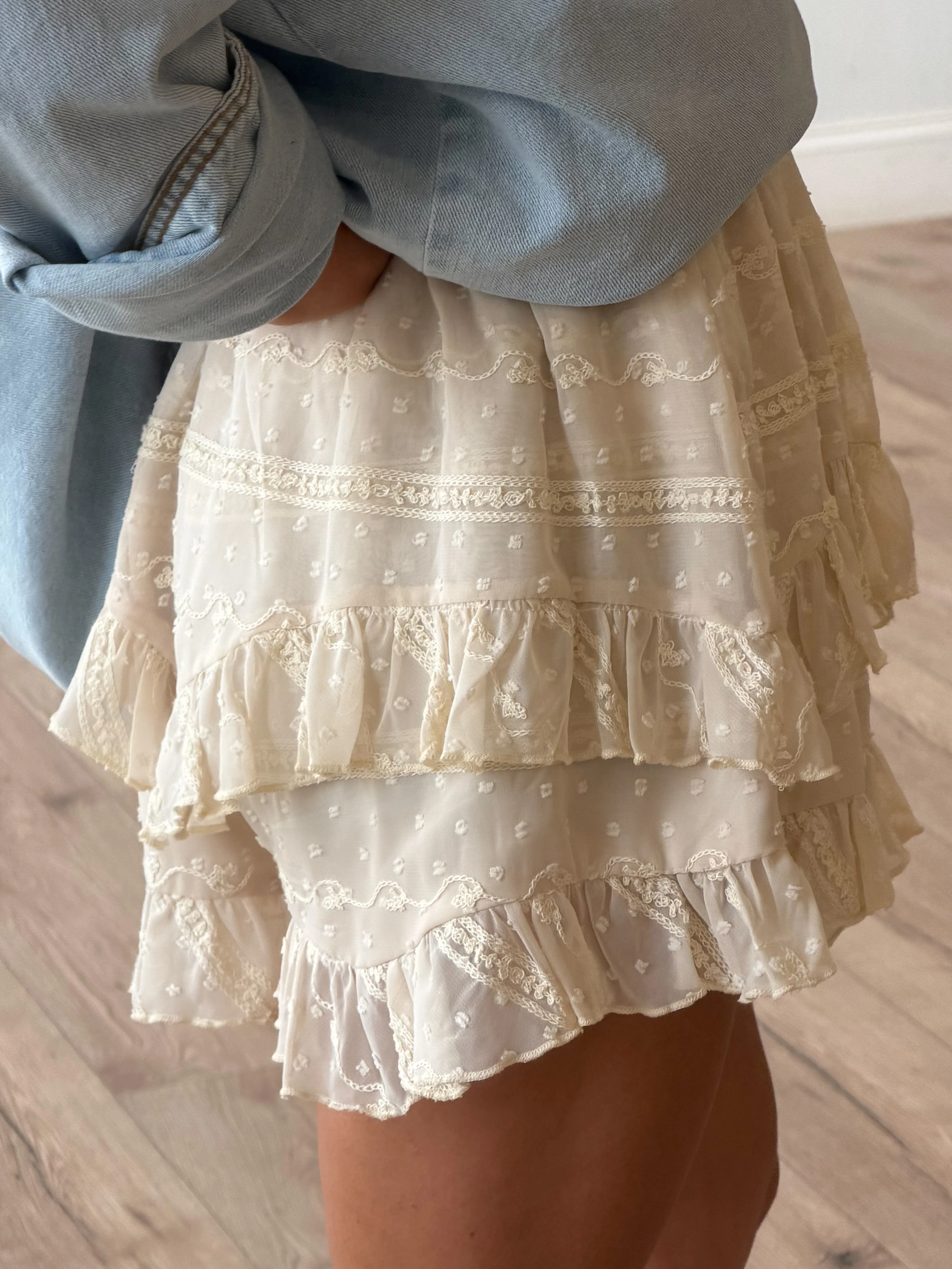Luna Ruffle Boho Shorts - Image 4
