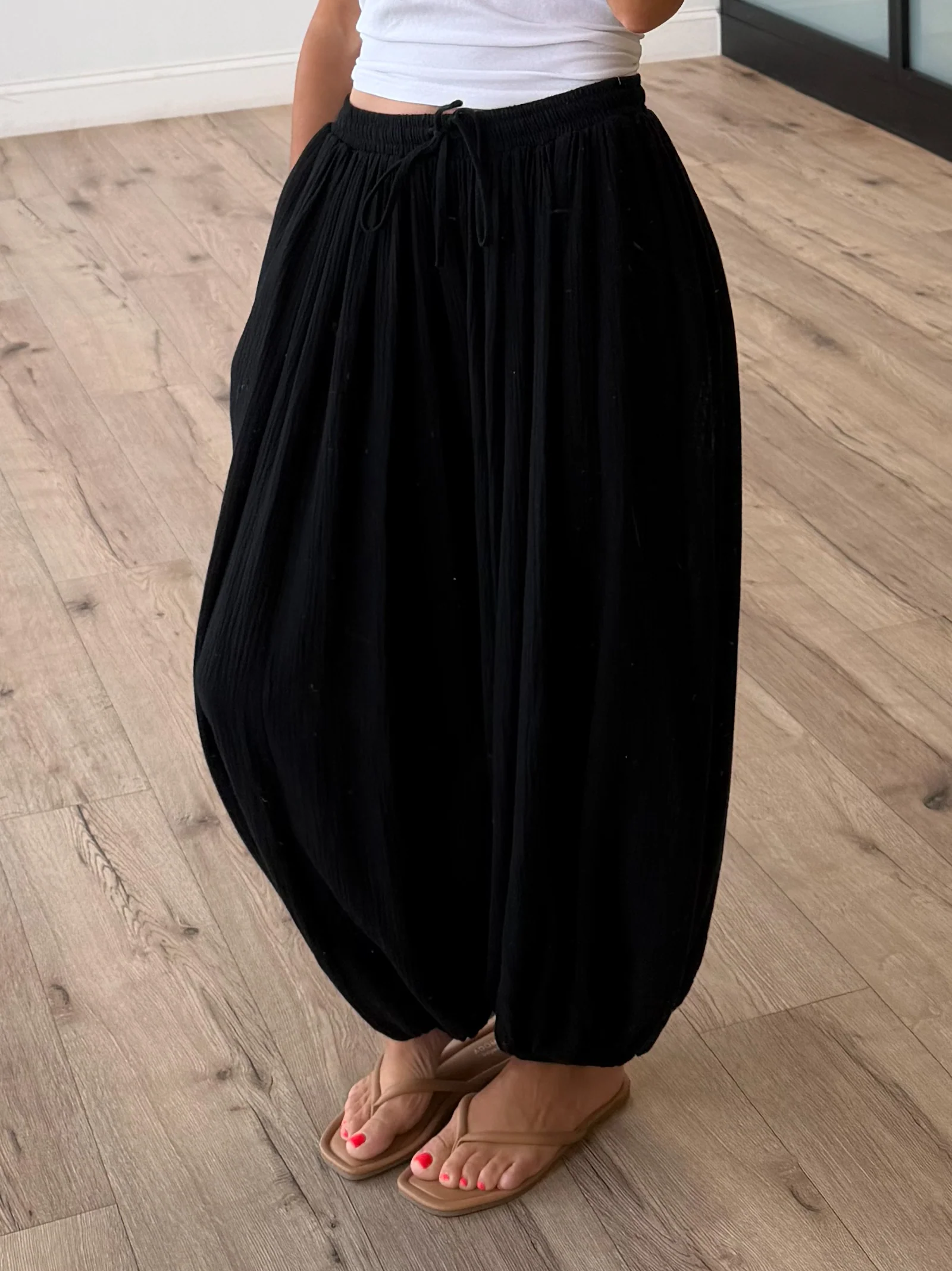 Volare Cotton Balloon Pants | Black - Image 2